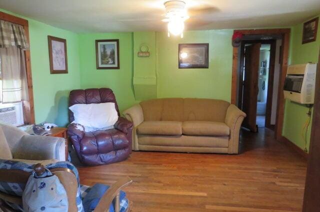 231 E Marshfield St, Hartville, MO 65667 - photo 3