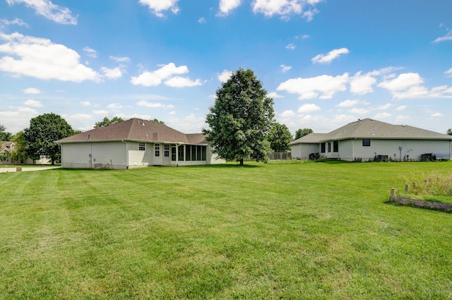 409 Ace Ct, Nixa, MO 65714 - view of green lawn