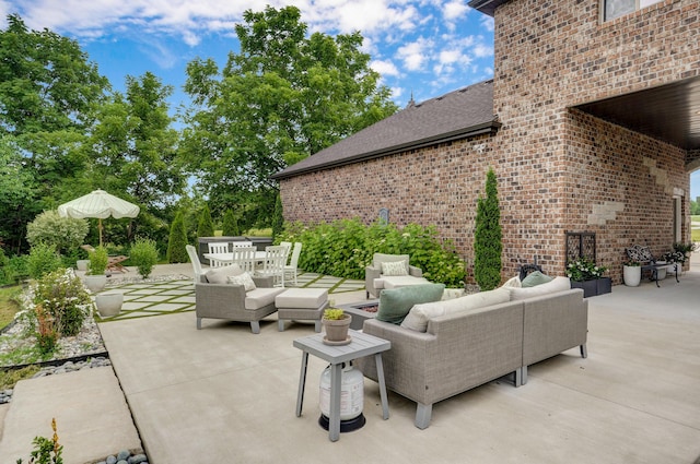 1373 E River Oak Dr, Springfield, MO 65803 - view of patio / terrace featuring outdoor lounge area and outdoor dining space