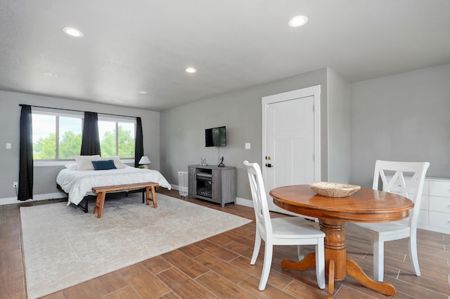 1373 E River Oak Dr, Springfield, MO 65803 - bedroom featuring wood finished floors and recessed lighting