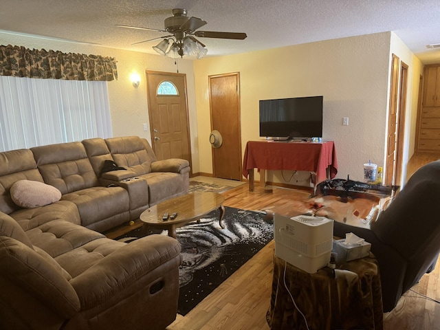 917 Hillcrest Dr, Monett, MO 65708 - photo 17