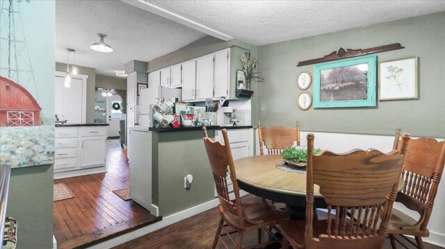 1067 W 3rd St, West Plains, MO 65775