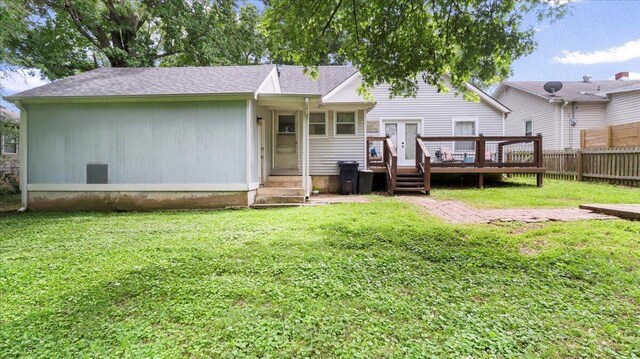 1067 W 3rd St, West Plains, MO 65775