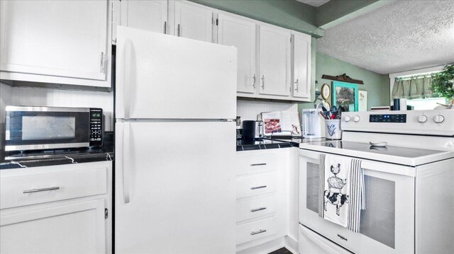 1067 W 3rd St, West Plains, MO 65775