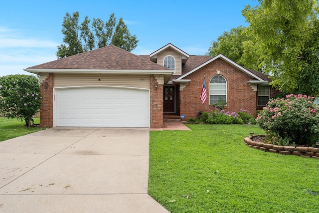 608 W Dover St, Nixa, MO 65714 - photo 1