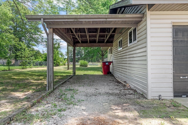 302 W Howard Ave, Billings, MO 65610 - view of yard with a carport