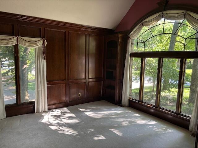 5043 S Glenhaven Ave, Springfield, MO 65804 - unfurnished sunroom with healthy amount of natural light and vaulted ceiling