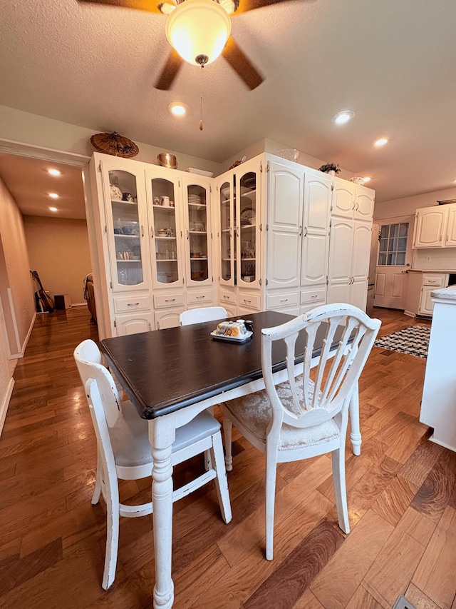 2412 S Camber Ave, Springfield, MO 65809 - dining room featuring a ceiling fan, wood finished floors, and recessed lighting