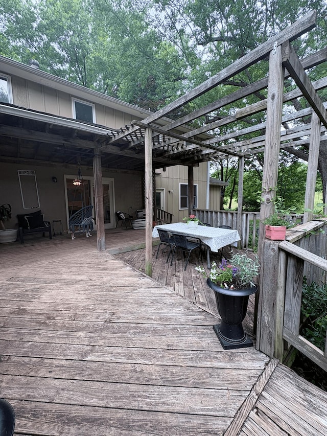2412 S Camber Ave, Springfield, MO 65809 - deck featuring a pergola and outdoor dining space