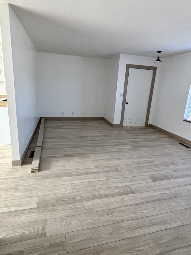 900-902 E Kirkwood St, Aurora, MO 65605 - photo 6