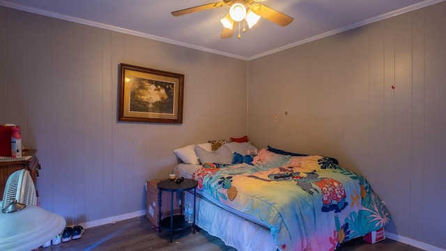 12 Riverbend Rd, Mammoth Spring, AR 72554 - bedroom featuring wood finished floors, ceiling fan, and crown molding