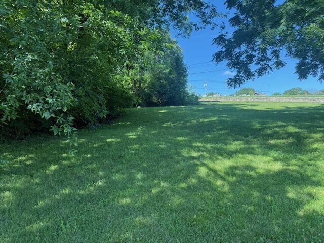 639 Lanton, West Plains, MO 65775 - photo 1
