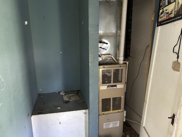 202 High St, Mansfield, MO 65704 - view of utilities