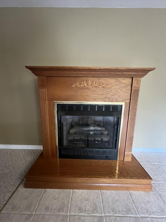 7876 County Road 3400, Mountain View, MO 65548 - detailed view of a fireplace with raised hearth