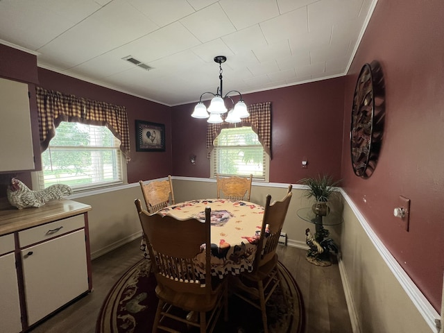 2039 US Highway 65, Buffalo, MO 65622 - dining room with crown molding, dark wood-style floors, and a chandelier