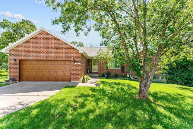 185 Old Meadow Ln, Branson, MO 65616 - photo 1