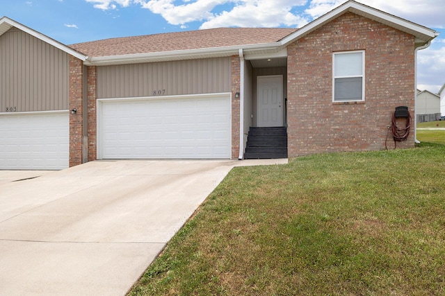 805-807 W Windmill Dr, Ozark, MO 65721 - photo 2