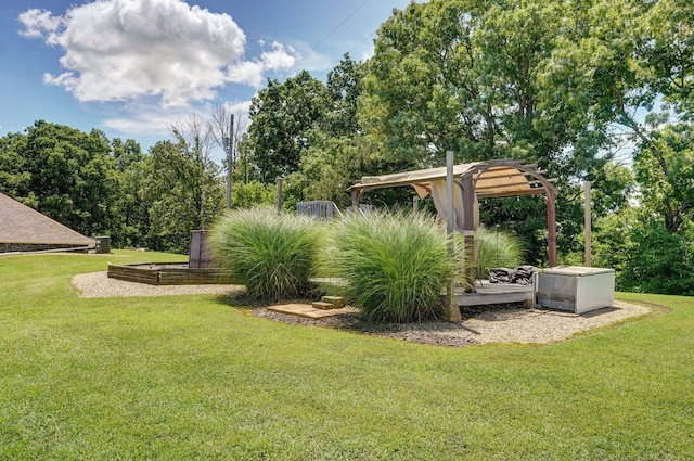 1360 Johnson Rd, Sparta, MO 65753 - view of green lawn featuring a pergola