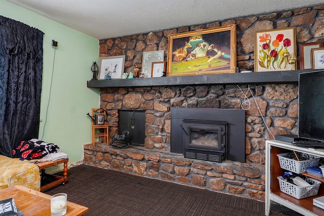 528 N Locust St, Marshfield, MO 65706 - living area with a fireplace and a textured ceiling