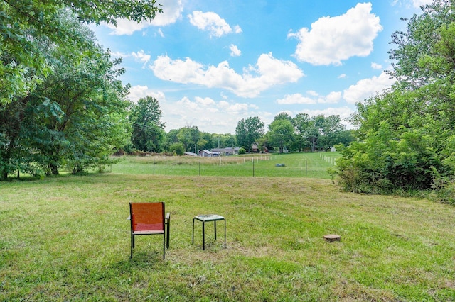 528 N Locust St, Marshfield, MO 65706 - view of yard featuring a rural view