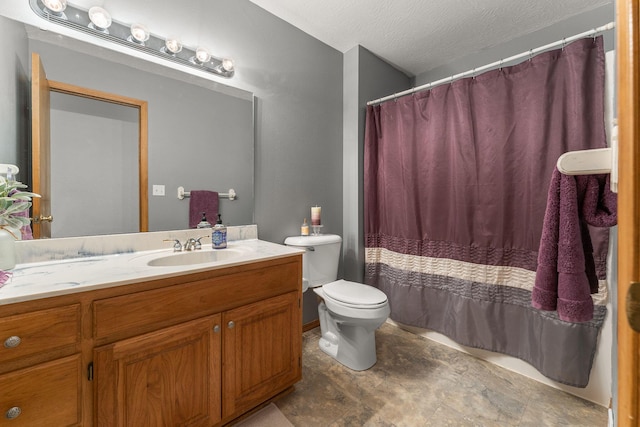 2131 Redoak Rd, Fordland, MO 65652 - full bathroom with vanity, a textured ceiling, and a shower with shower curtain