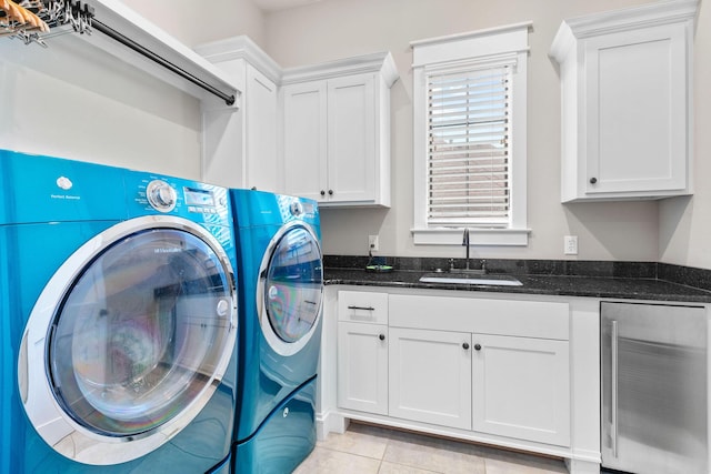 6421 S Valley Brook Ct, Springfield, MO 65810 - washroom featuring wine cooler, independent washer and dryer, cabinet space, bar with sink, and light tile patterned floors