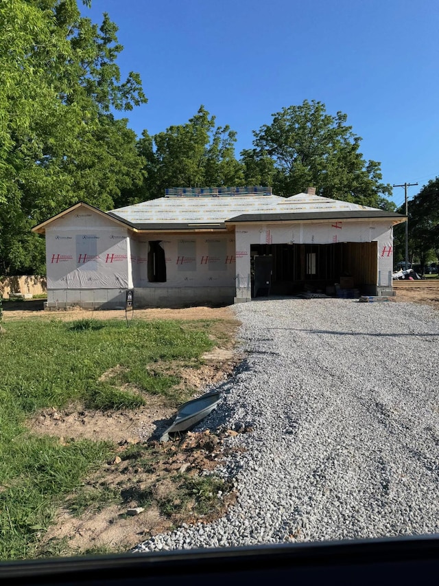 310 W Washington St, Marionville, MO 65705 - view of front of property featuring driveway