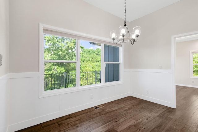 564 Marcasite Way, Branson West, MO 65737 - spare room featuring a chandelier and dark wood-style flooring