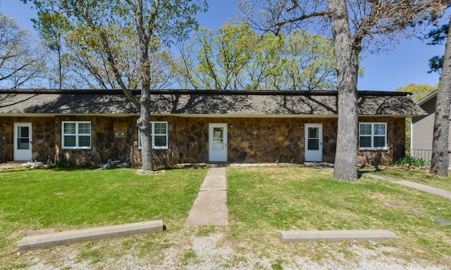 9755 State Highway 13, Kimberling City, MO 65686 - view of front facade featuring stone siding and a front lawn