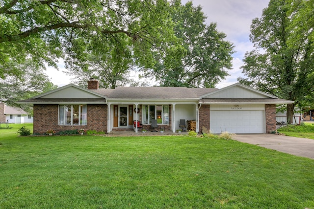 2148 Carrie St, Carthage, MO 64836 - ranch-style home featuring a garage, a front lawn, a chimney, and a porch