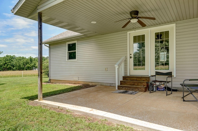 14521 Lawrence Unit 2145, Mount Vernon, MO 65712 - view of patio with ceiling fan and entry steps