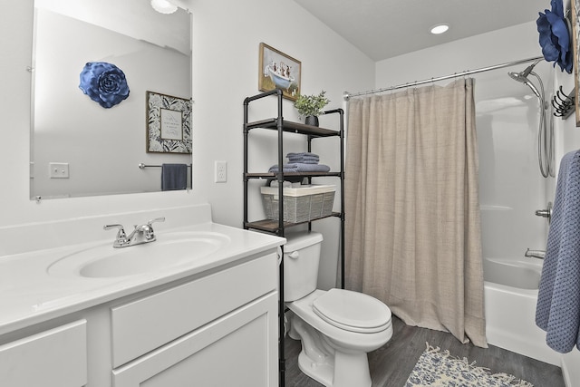 237 Kelsi Ln, Branson, MO 65616 - full bath featuring shower / tub combo, vanity, and wood finished floors