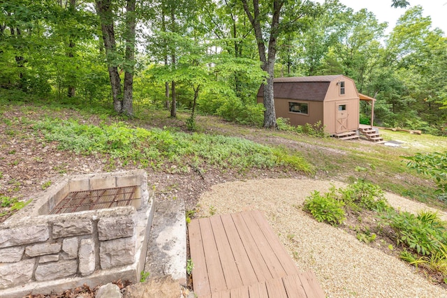 537 Watson Rd, Branson, MO 65616 - view of yard featuring an outbuilding and view of scattered trees