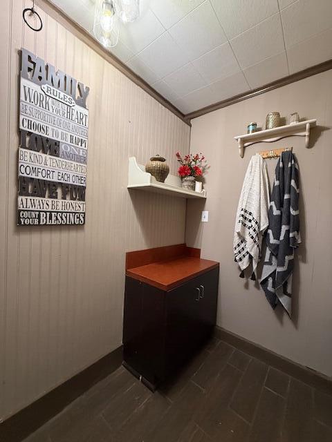 212 W Lindberg St, Springfield, MO 65807 - mudroom featuring dark wood-type flooring and ornamental molding