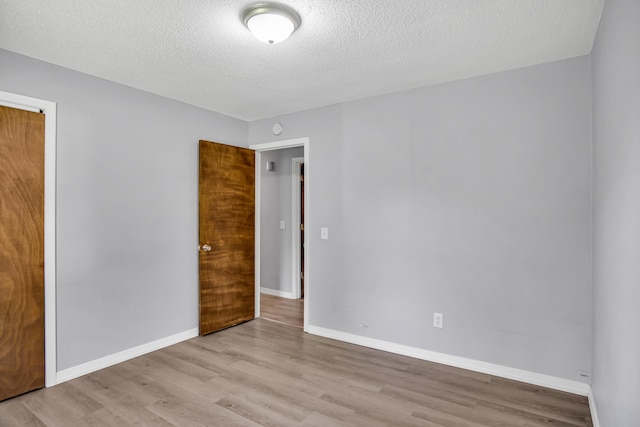 3217 W Riverside St, Springfield, MO 65807 - photo 21