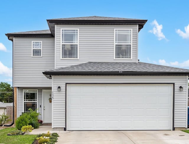 135 Pin Oak Ct, Hollister, MO 65672 - traditional-style house featuring driveway