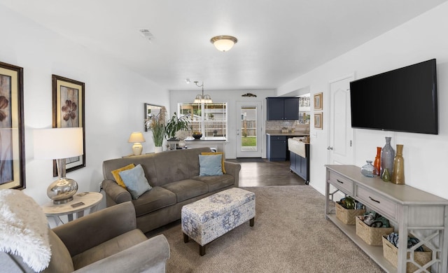 135 Pin Oak Ct, Hollister, MO 65672 - view of living room