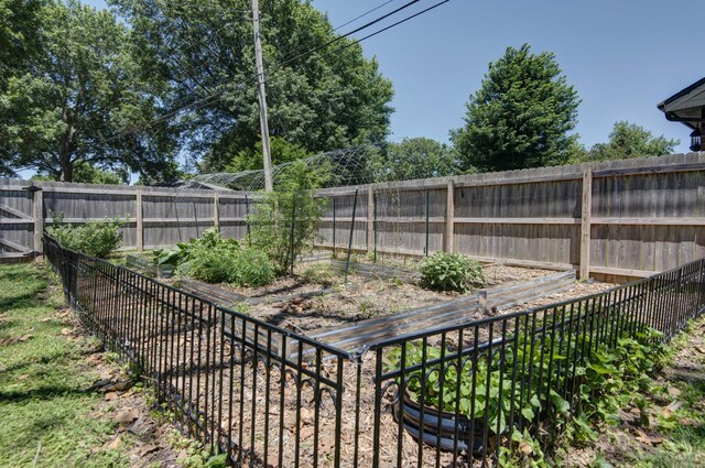 2210 S Catalina Ave, Springfield, MO 65804 - view of fenced backyard