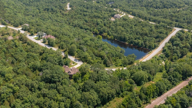 000 Beechwood Dr, Branson West, MO 65737
