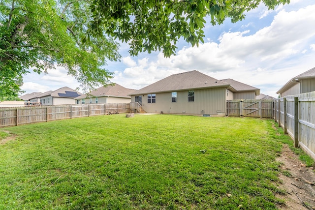 865 E Striper Dr, Nixa, MO 65714 - rear view of property featuring a fenced backyard
