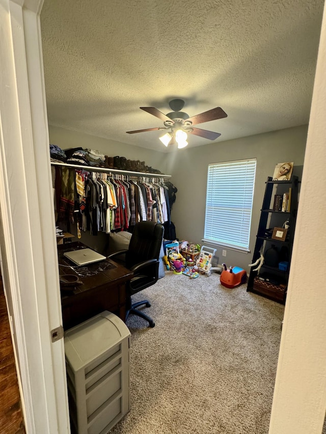 5537 S Pinehurst Ave, Springfield, MO 65810 - spacious closet with carpet flooring and ceiling fan