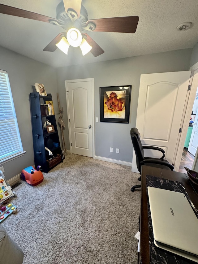5537 S Pinehurst Ave, Springfield, MO 65810 - home office with a ceiling fan and carpet floors