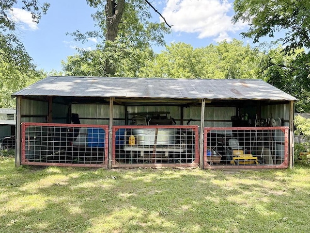 16610 S 1375th Rd, Nevada, MO 64772 - view of outdoor structure featuring an exterior structure