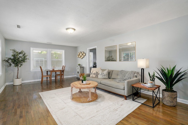 1739 S S Ave, Springfield, MO 65807 - living area featuring hardwood / wood-style floors