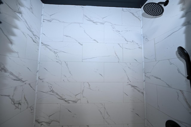 30950 E 54th Hwy, El Dorado Springs, MO 64744 - bathroom view of a tile shower