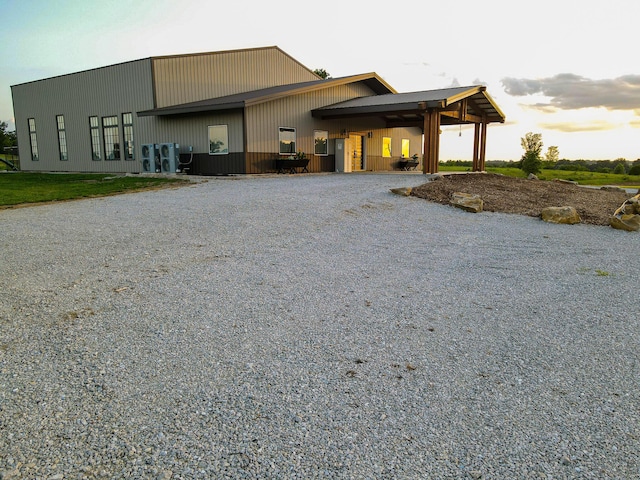 30950 E 54th Hwy, El Dorado Springs, MO 64744 - view of front of house with gravel driveway