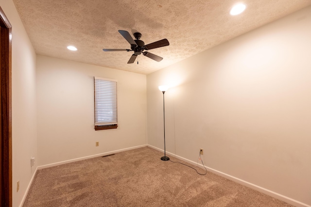 2924 S Roanoke Ave, Springfield, MO 65807 - carpeted empty room with recessed lighting, a ceiling fan, and a textured ceiling
