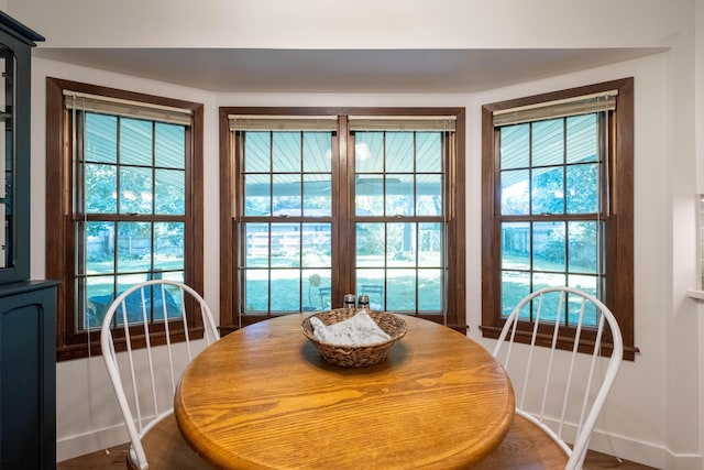 1728 E Camino Alto St, Springfield, MO 65804 - view of dining space