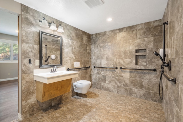 1545 N Oakfair Pl, Springfield, MO 65802 - bathroom with vanity and a tile shower