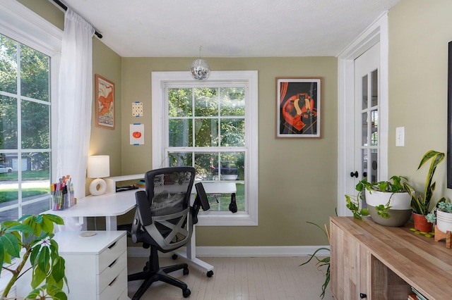 223 E Silsby St, Springfield, MO 65807 - office featuring plenty of natural light